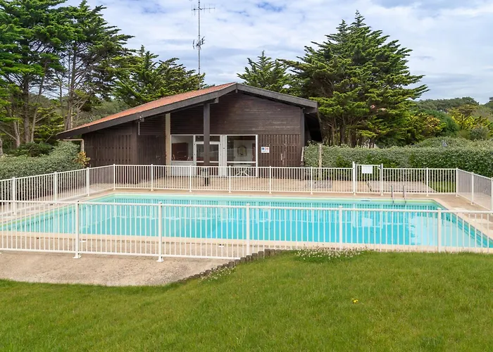 Villa Mitoyenne Avec Jardin, Proche Plage A Seignosse, Piscine, Parking Prive Et Wifi